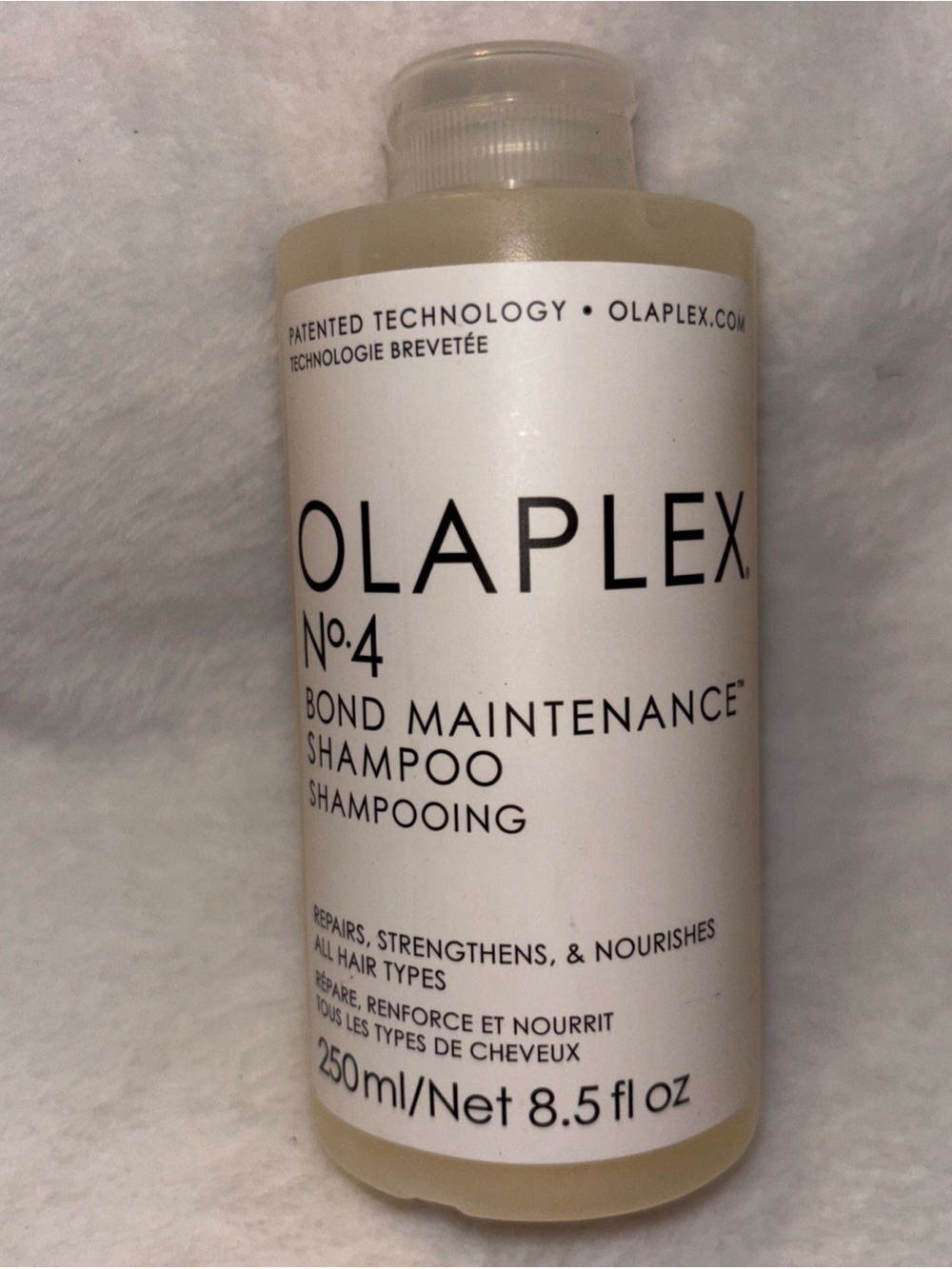 OLAPLEX No.4 Bond Maintenance Shampoo - White and Black